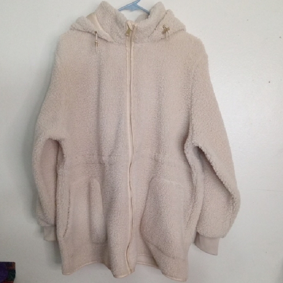 Time and Tru Cream Sherpa Jacket - Picture 1 of 8